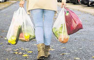 Из чего делают полиэтиленовые пакеты