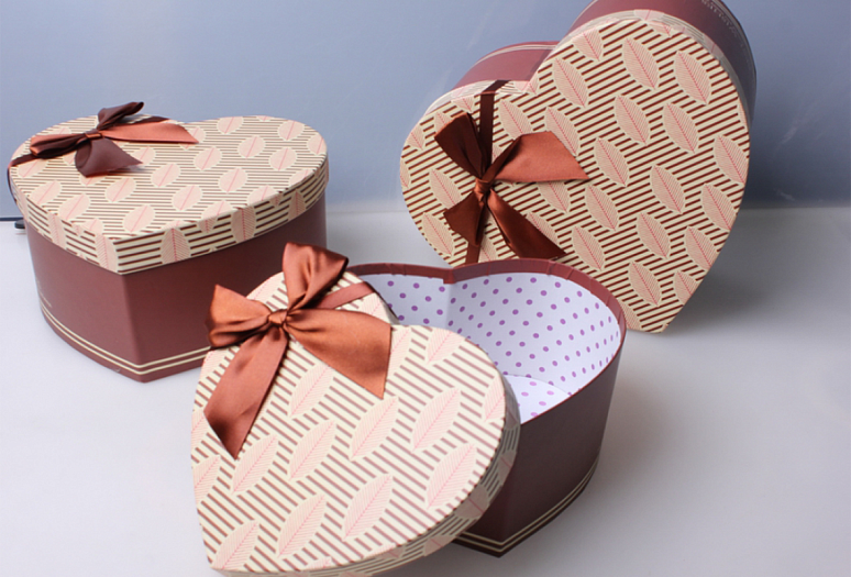 Коробка-сердце для подарка на День святого Валентина 22.21.10 схема 4